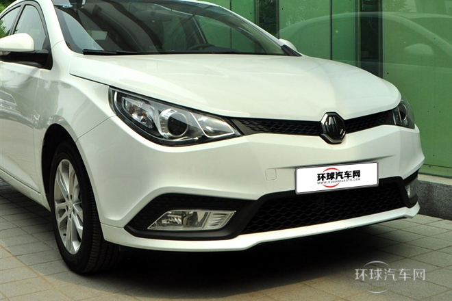 2012款 1.5L 自動(dòng)領(lǐng)航版
