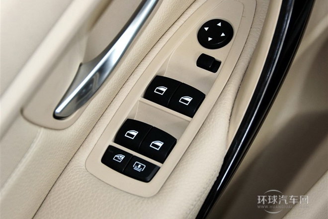 2014款 328Li 時(shí)尚型