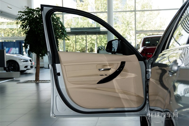 2014款 328Li 時(shí)尚型