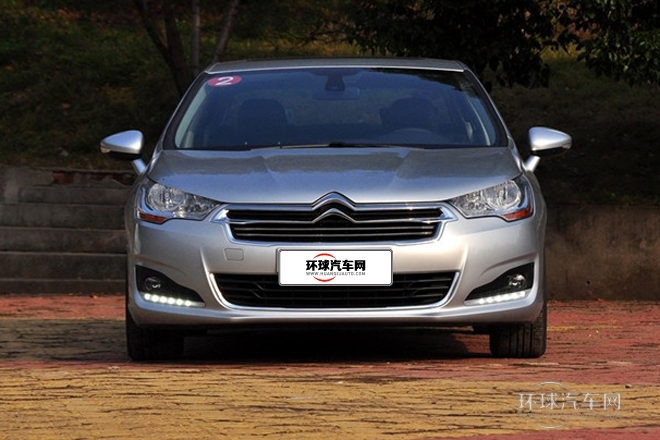 2014款 1.8L 手動(dòng)智驅(qū)版勁智型