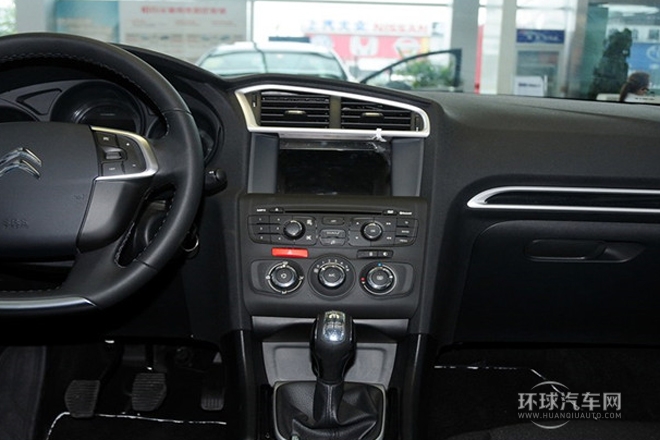 2014款 1.8L 手動(dòng)智驅(qū)版勁享型