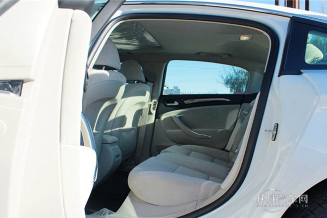 2013款 2.0L 手動(dòng)舒適型