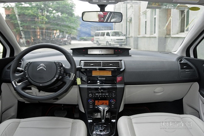2014款 VTS版 1.6L 自動(dòng)品享型