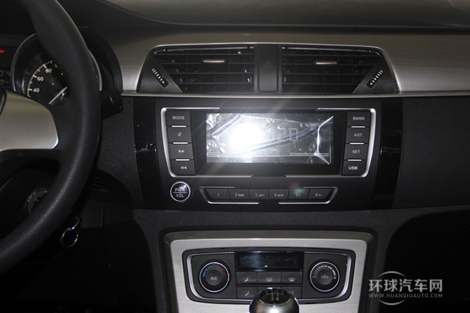 2014款 2.0T 手動精英型