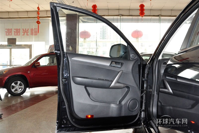 2014款 2.0T 手動(dòng)尊貴型