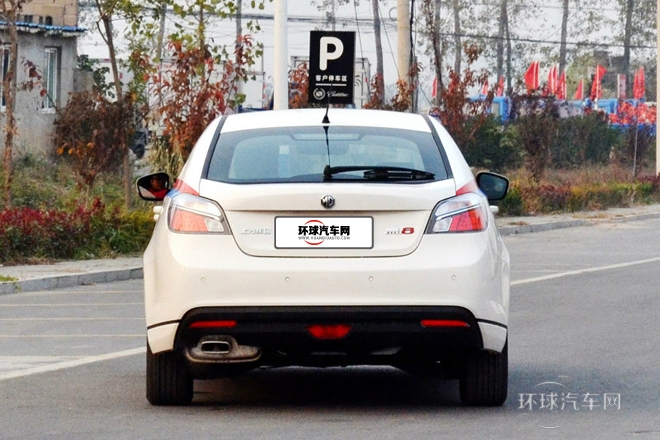 2013款 掀背 1.8L 自動(dòng)精英版