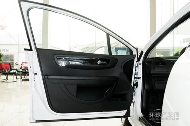 2013款 兩廂 1.6L 手動(dòng)樂(lè)享型