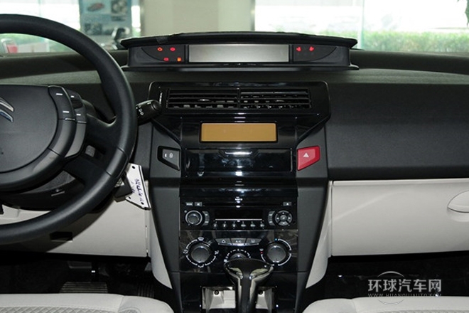 2013款 兩廂 1.6L 自動(dòng)樂(lè)尚型