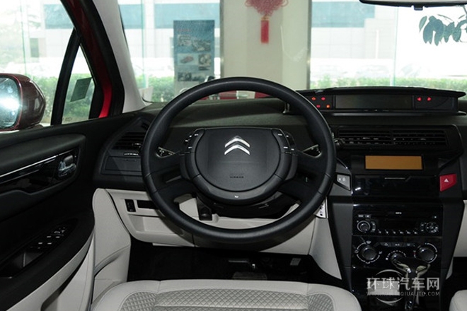 2013款 兩廂 1.6L 自動(dòng)樂尚型