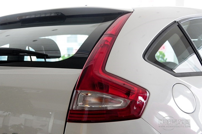 2013款 兩廂 1.6L 手動(dòng)樂(lè)尚型
