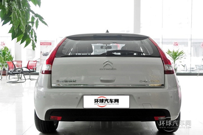 2013款 兩廂 1.6L 手動(dòng)樂(lè)尚型