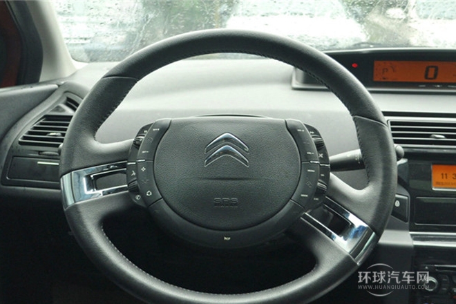 2013款 兩廂 1.6L 自動(dòng)樂享型