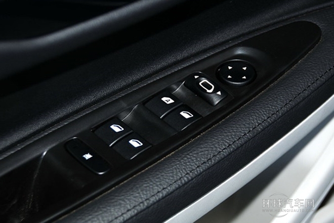 2013款 三廂 1.6L 自動品尚型