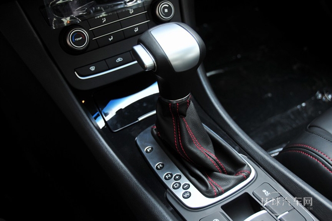 2014款 掀背 1.8T 手動(dòng)性能版