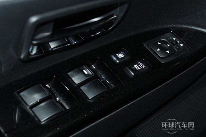 2013款 2.0L 兩驅(qū)豪華版