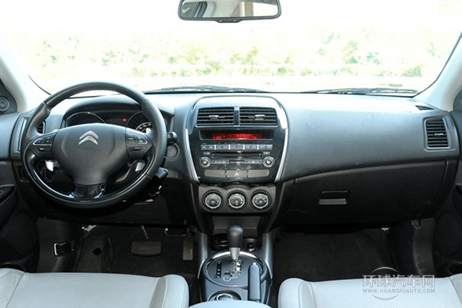 2013款 2.0L 四驅(qū)豪華版