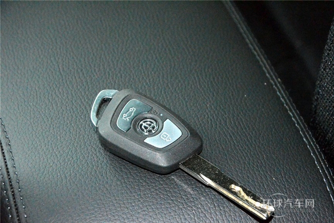 1.5T 手動兩驅(qū)運動型