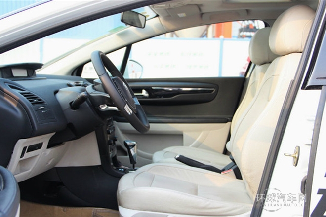2013款 三廂 1.6L 自動(dòng)品享型