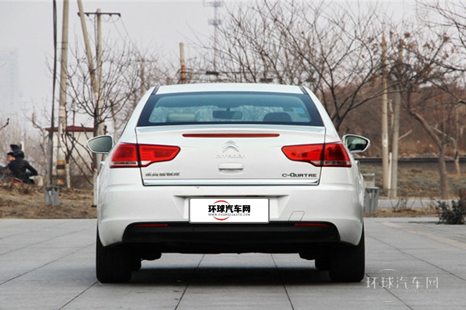 2013款 三廂 1.6L 自動(dòng)品享型