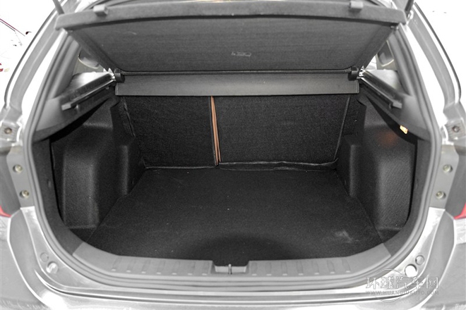 1.5T 自動(dòng)兩驅(qū)豪華型