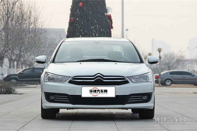 2013款 三廂 1.6L 自動(dòng)品享型