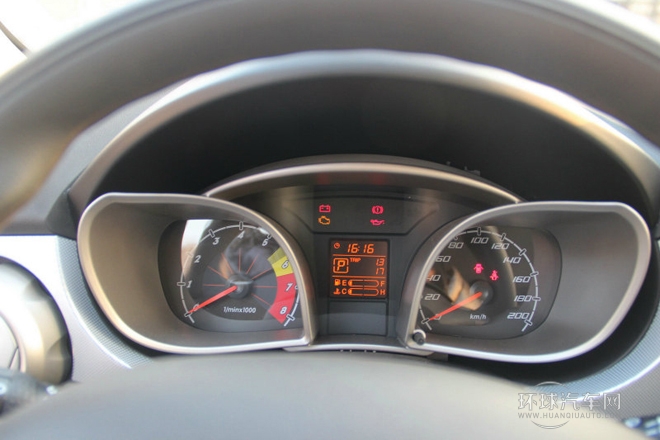 2014款 兩廂 1.5L 自動(dòng)舒適型