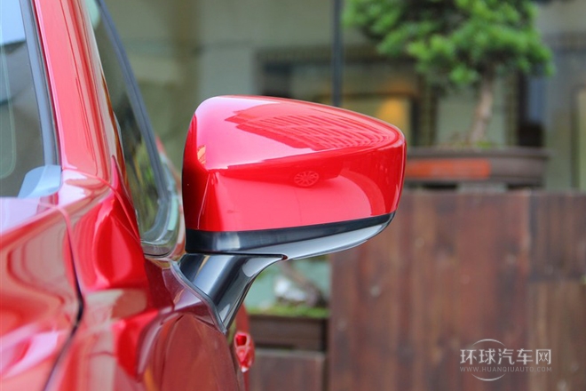 2014款 兩廂 1.5L 手動(dòng)舒適型