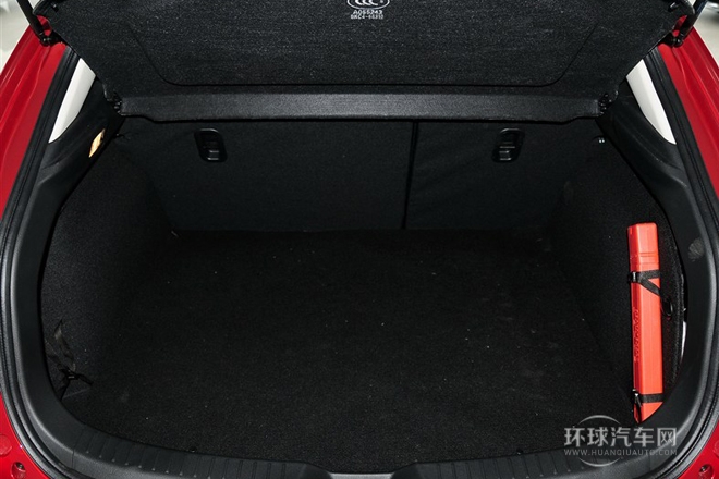 2014款 兩廂 1.5L 自動(dòng)尊貴型