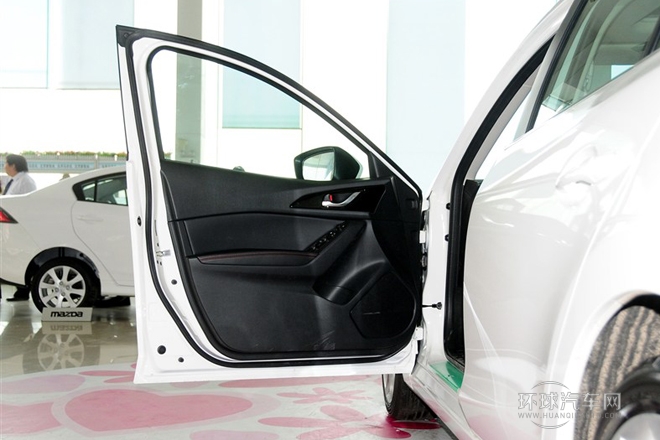2014款 兩廂 2.0L 自動(dòng)運(yùn)動(dòng)型
