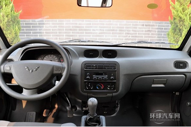 2010款 1.0L新版立業(yè)型短車身