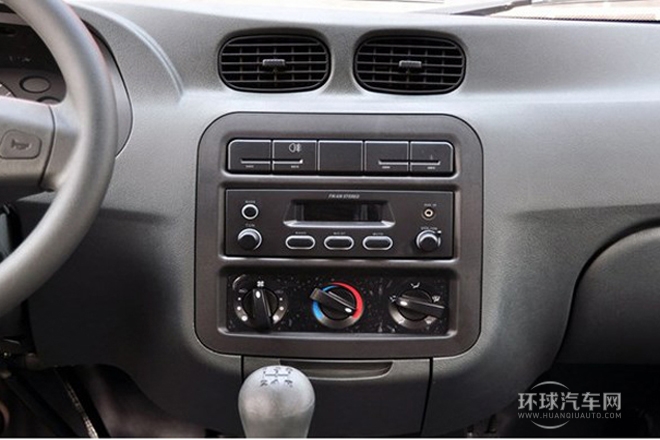 2010款 1.0L新版實(shí)用型短車(chē)身