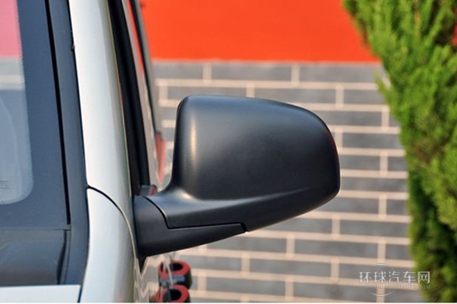 2010款 1.0L新版實(shí)用型短車身