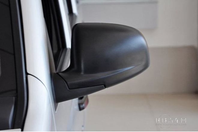 2010款 1.1L新版實(shí)用型短車身