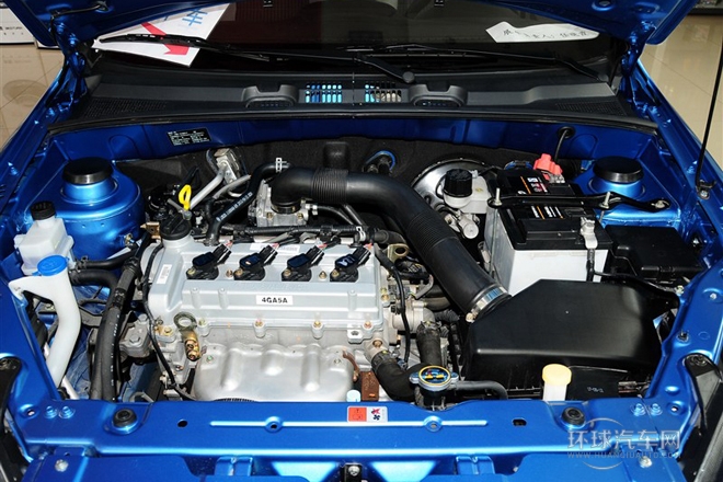 2012款 三廂 1.5L 手動(dòng)舒適型