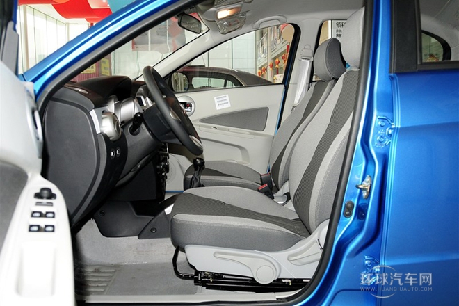 2012款 三廂 1.5L 手動(dòng)舒適型
