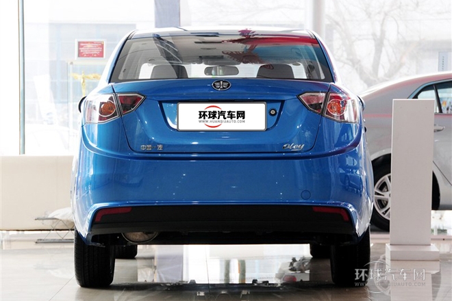 2012款 三廂 1.5L 手動(dòng)舒適型