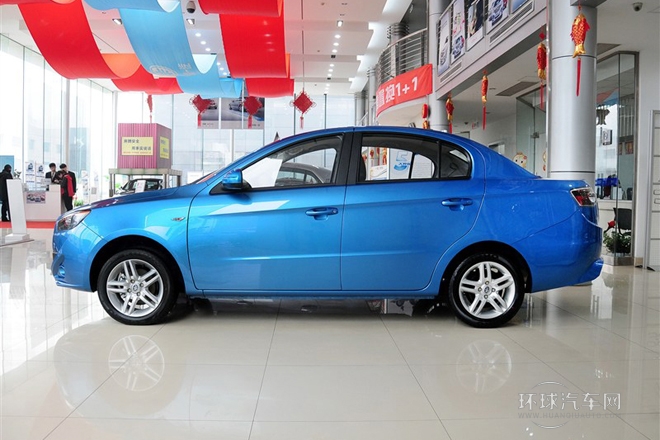 2012款 三廂 1.5L 手動(dòng)舒適型