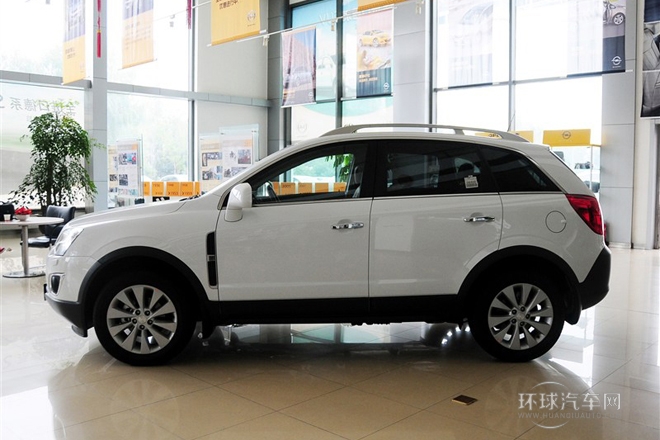 2013款 2.4L 兩驅(qū)豪華版