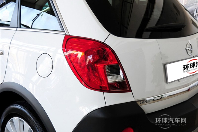 2013款 2.4L 四驅(qū)豪華版