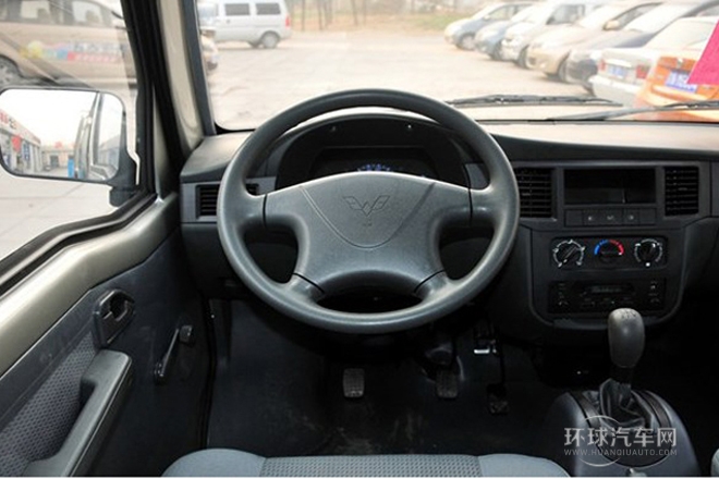 2010款 1.2L新版標(biāo)準(zhǔn)型II長(zhǎng)車身