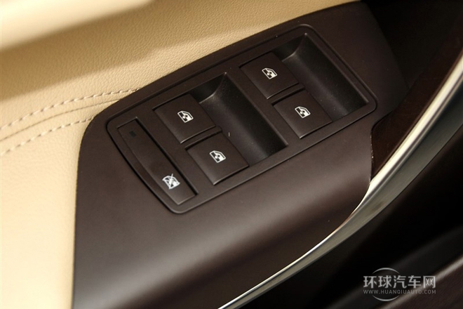 2013款 2.0T 兩驅(qū)豪華型