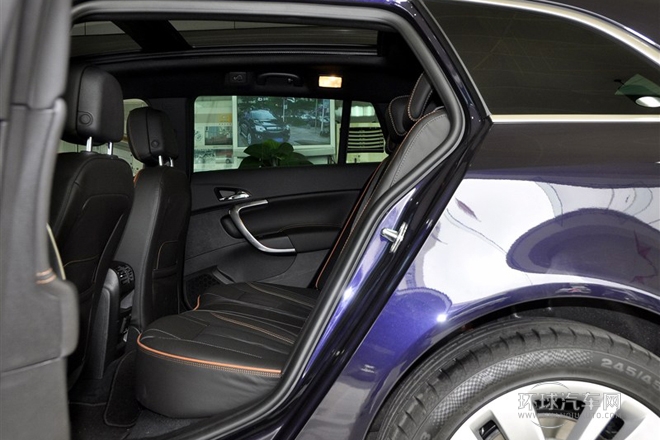2013款 2.0T 四驅運動型
