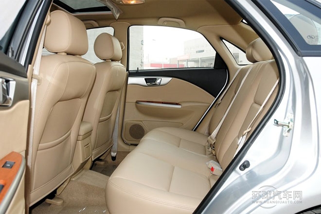 2013款 1.5L 手動(dòng) 尊享型