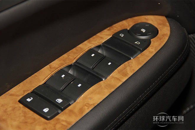 2013款3.6L 四驅(qū)旗艦版