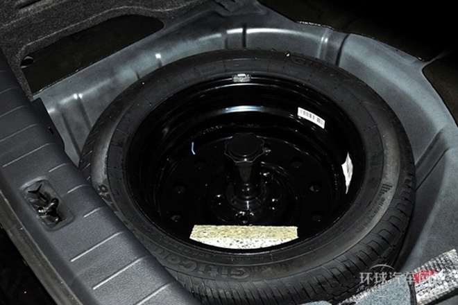 2012款 1.5L 手動(dòng)豪華型