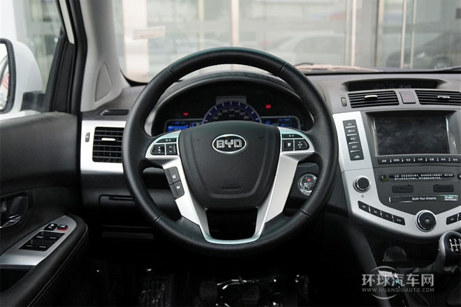 2014款 2.0L 手動(dòng)尊貴型