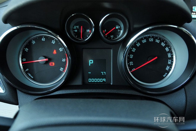 2014款 1.4T 自動兩驅(qū) 都市領(lǐng)先型