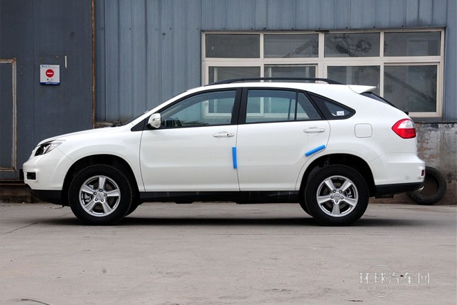 2014款 2.4L 自動(dòng)尊貴型