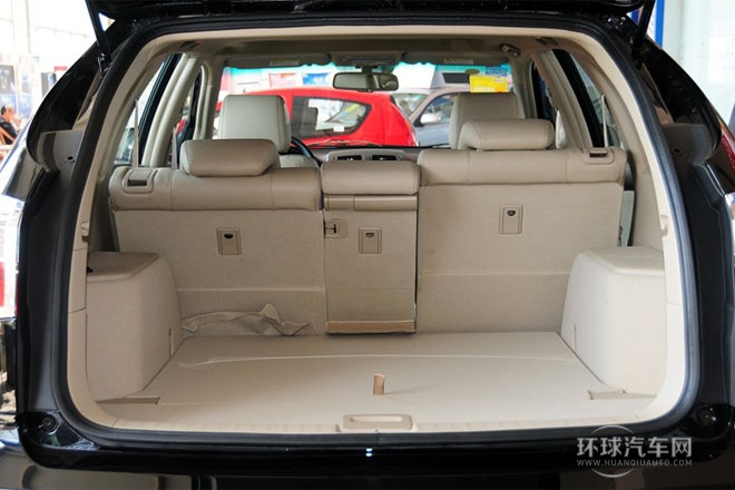 2013款 勁悅版 2.0L 手動精英型