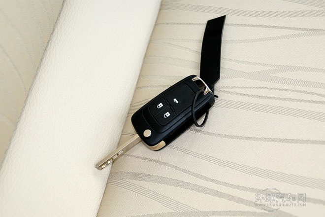 2013款 1.6L 手動(dòng) 舒適版